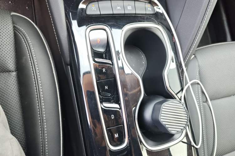 Used Buick Envision 2022 Encore S 552T Two-Wheel-Drive Luxury Model Gear Lever