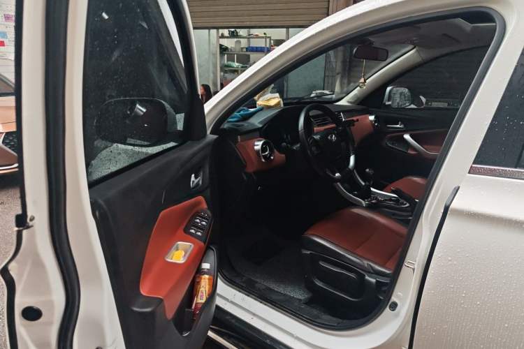 Used HYOSOW S3 2016 S3L 1.5L Manual Prestige Edition