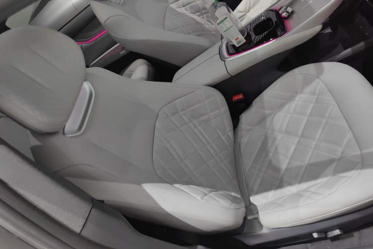 Used CHANGAN NEVO A07 2023 Range-Extended 200 Max