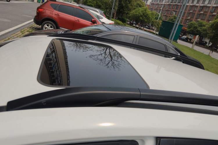 Used Kia KX Cross 2019 1.6L Automatic Dynamic Sunroof Version China VI Roof