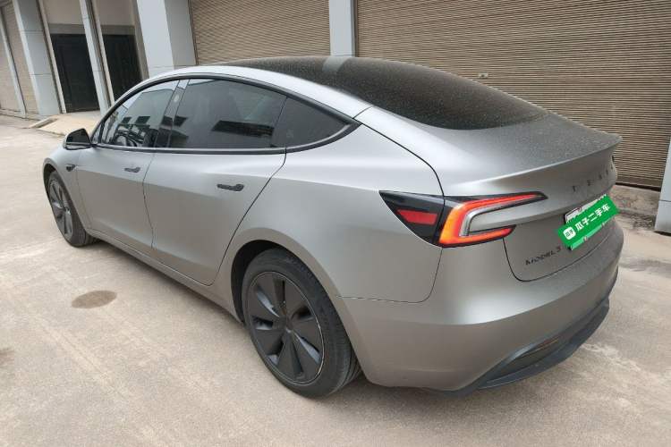 Used Tesla Model 3 2023 Rear-Wheel-Drive Version
