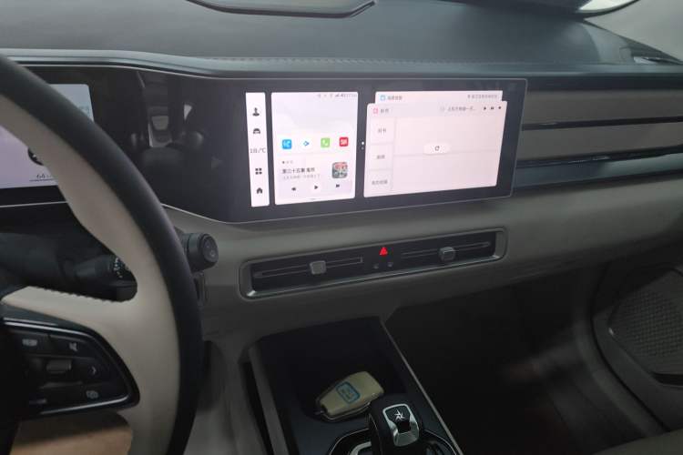 Used Geely Auto icon 2023 1.5TD Chocolate Smoothie Edition
