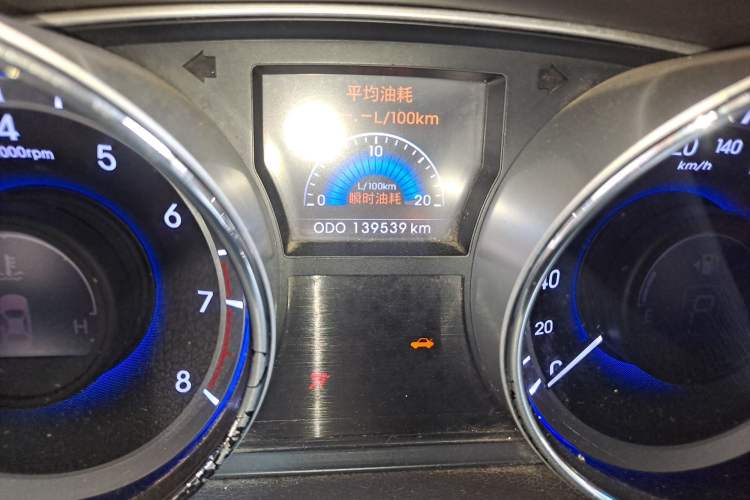 Used Hyundai Sonata 2011 2.0L Automatic Top-Grade Version