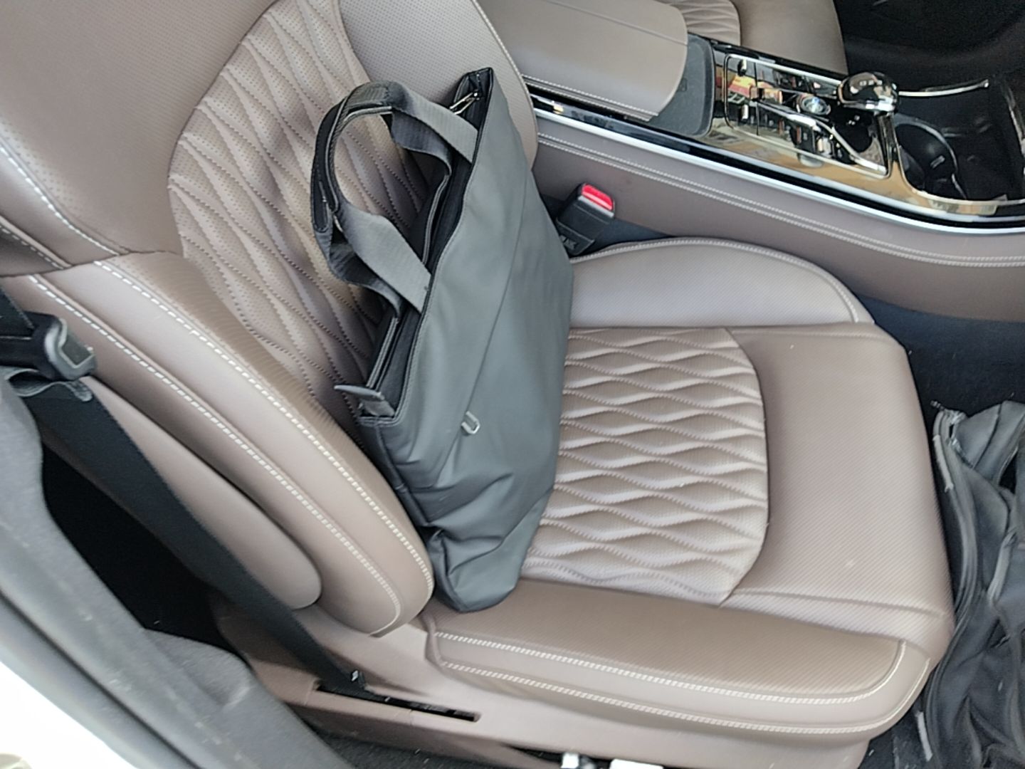 BYD Han 2023 EV Champion Edition 605KM Front-Drive Premium Model — снимка 19