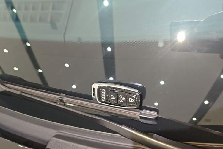 Used Audi A6L 2025 Restyled 45 TFSI quattro Prestige Dynamic Edition Vehicle Key