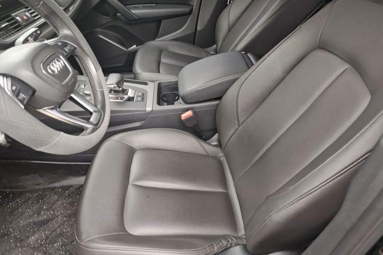 Used Audi Q5L 2018 40 TFSI Prestige Edition China VI Emission Standard
