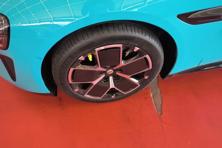 Used Xiaomi Auto SU7 2024 Rear-Drive Long-Range Intelligent Driving Version
