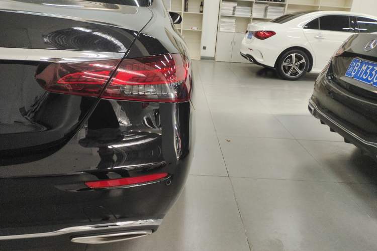 Used Mercedes-Benz E-Class 2023 E 300 L Stylish Model Right Rear Taillight