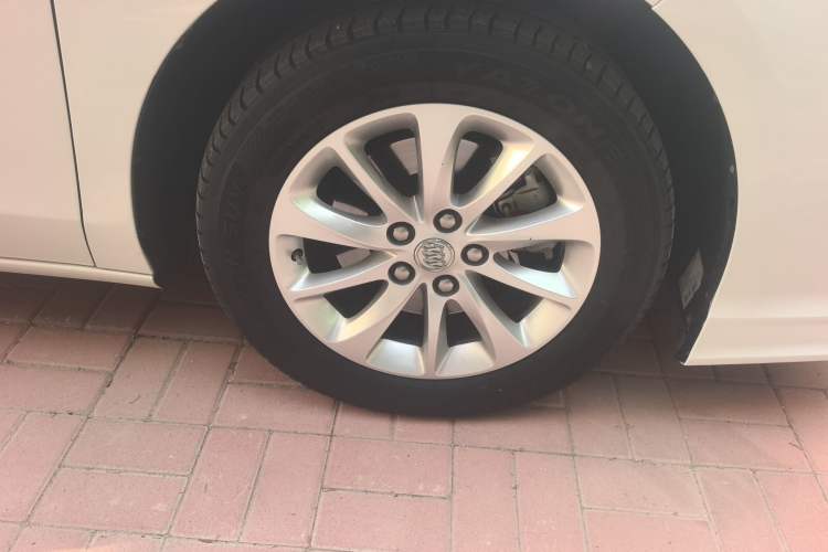 Used Buick GL8 2018 ES 28T Comfort Model China VI Standard
