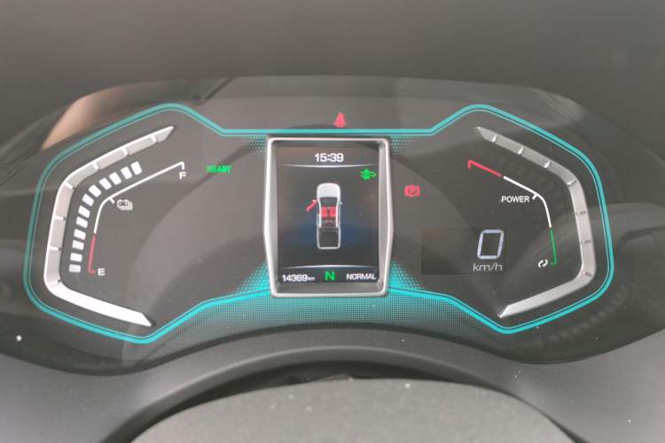 Used Great Wall Poer New Energy 2021 Commercial Edition Leading-Edge Big Double Instrument Cluster