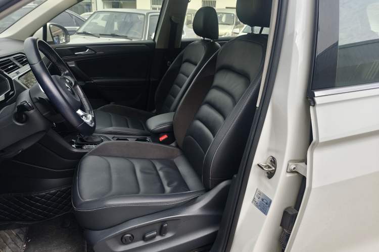 Used Volkswagen Tiguan L 2021 330TSI Automatic Two-Wheel Drive R-Line Enhanced Edition
