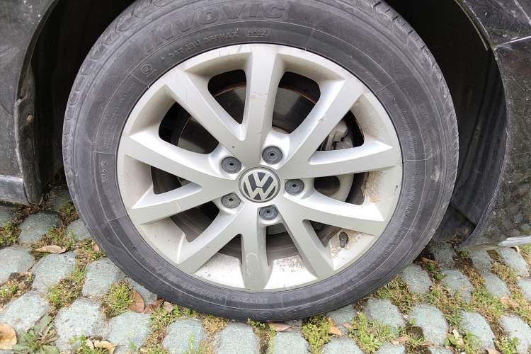 Used Volkswagen Sagitar 2012 1.4TSI Automatic Luxury Edition