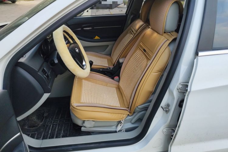 Used BAIC Senova D50 2015 1.5L Manual Comfort Value Navigation Edition
