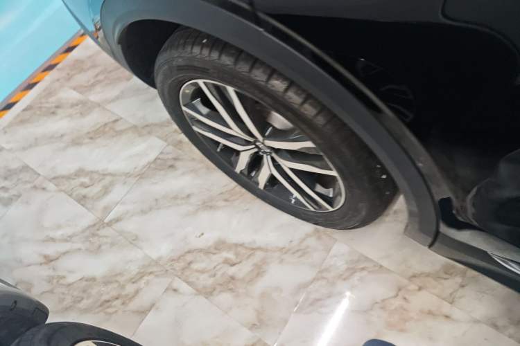 Used Bestune T99 2023 2.0T Automatic Premium (6AT)