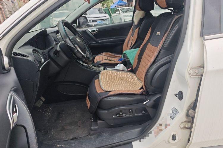 Used Luxgen Great 7 SUV 2014 2.2T Two-Wheel-Drive Smart Version
