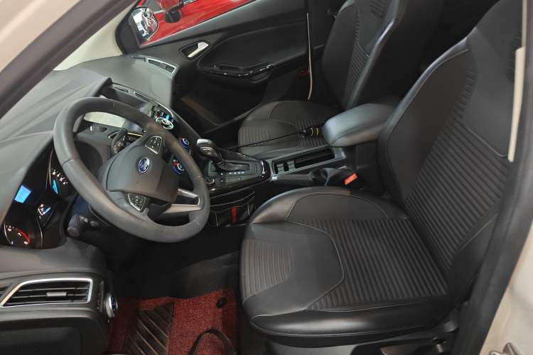 Used Ford Focus 2018 Two-Door Classic EcoBoost 125 Automatic Supercharged Style SmartDrive Edition