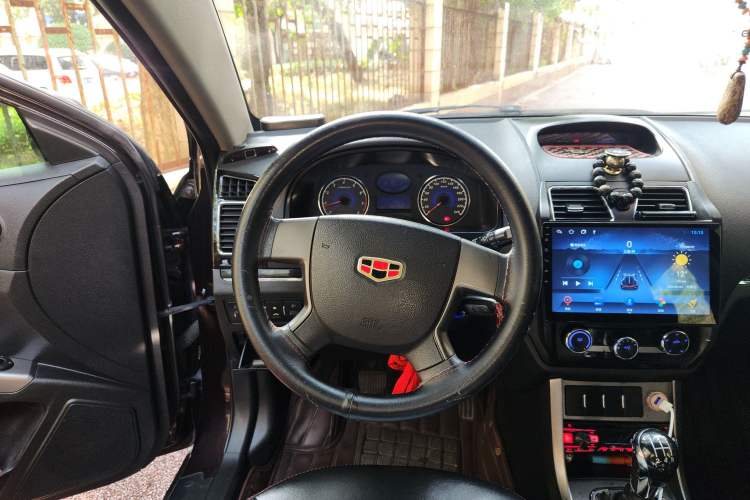 Used Geely Auto Classic Emgrand 2012 Hatchback 1.5L Manual Chao Yue Huimin Model