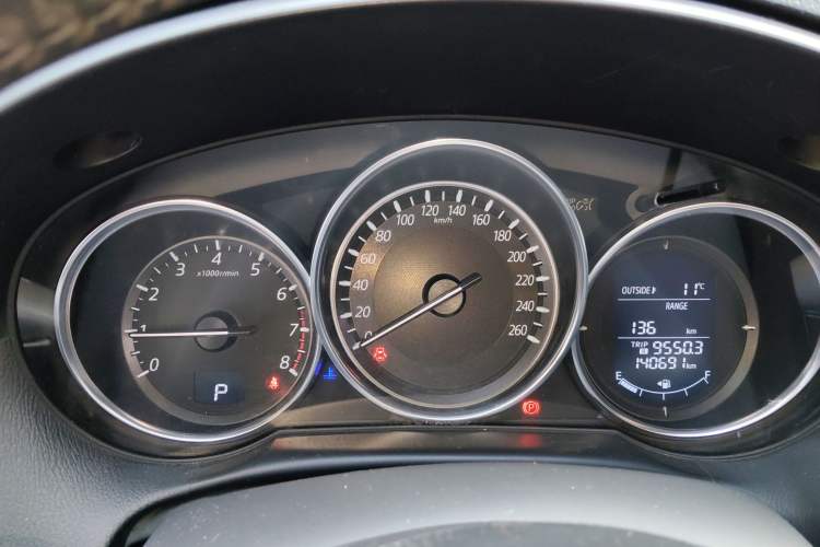 Used Mazda CX-5 2015 2.0L Automatic Two-Wheel Drive Urban Version