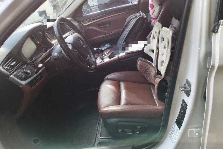 Used BMW 5 Series 2014 535Li Leading Model
