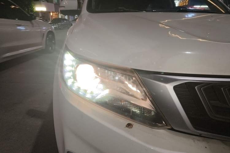 Used Geely Auto Vision X6 2018 1.4T CVT 4G Connected Flagship Edition Right Front Headlight