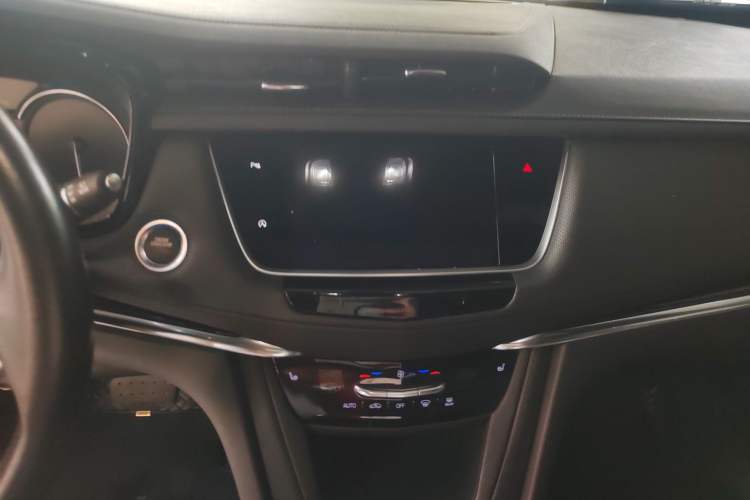 Used Cadillac XT5 2022 2.0T Two-Wheel Drive Luxury Version
