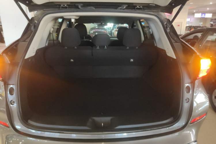 Used Nissan Murano 2015 2.5L XE Two-Wheel-Drive Elite Edition