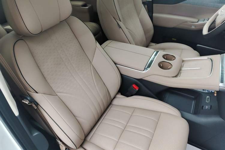 Used XPeng X9 2026 Model—Range-Extended Version 1602 Ultra
