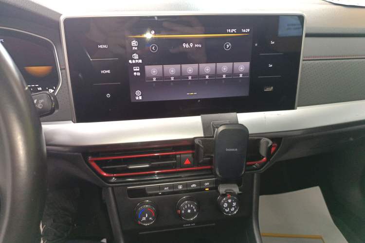 Used Volkswagen Lavida 2023 300TSI DSG Starry Full-Comfort Edition
