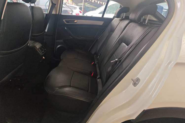 Used Qoros 5 2019 1.6T Automatic Zhiyun Connect (AliOS) Edition Prestige Model
