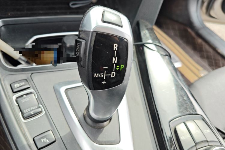 Used BMW 3 Series 2018 320Li Fashion Model Gear Lever