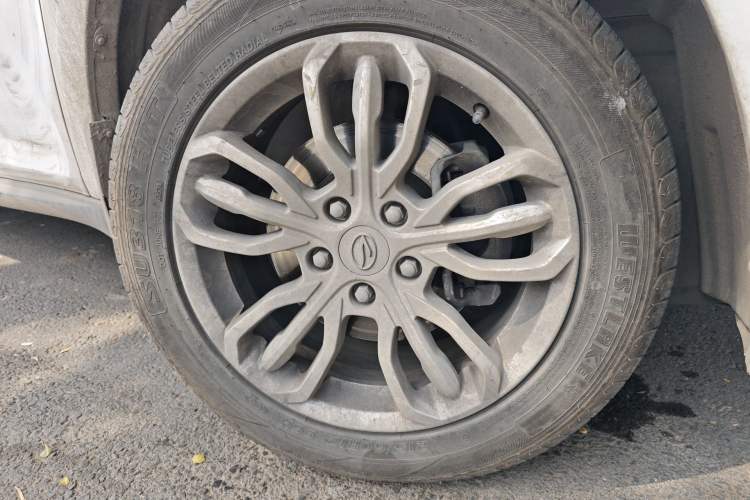 Used Land X5 2016 Plus 1.5T CVT Leading Edition Right Front Wheel Hub