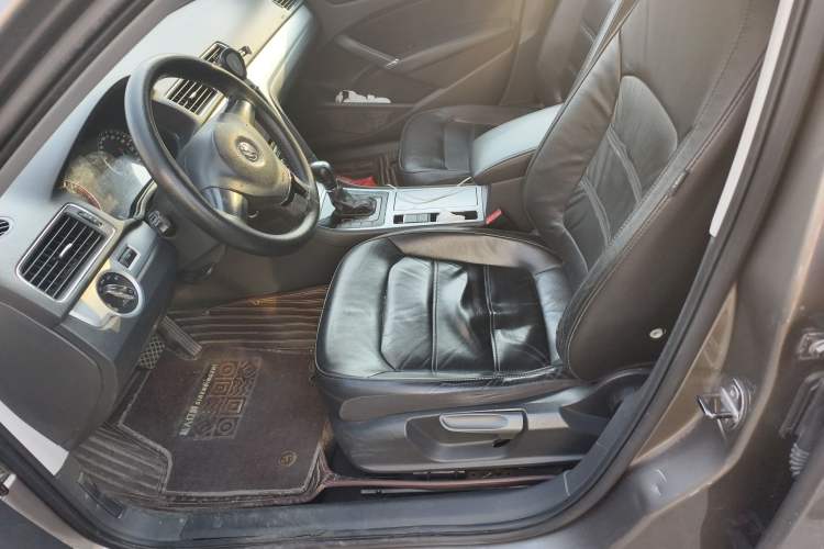 Used Volkswagen Passat 2011 1.8 TSI DSG Prestige Edition