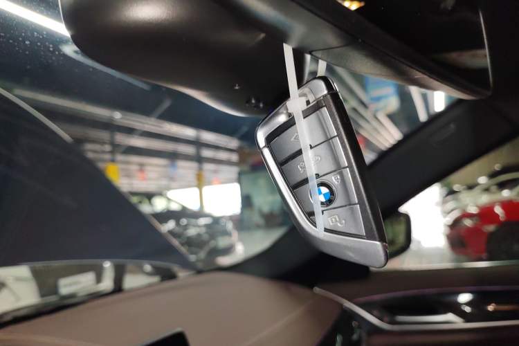 Used BMW 5 Series 2020 525Li M Sport Package
