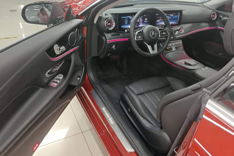 Used Mercedes-Benz E-Class 2019 E 200 Coupe Driver Seat