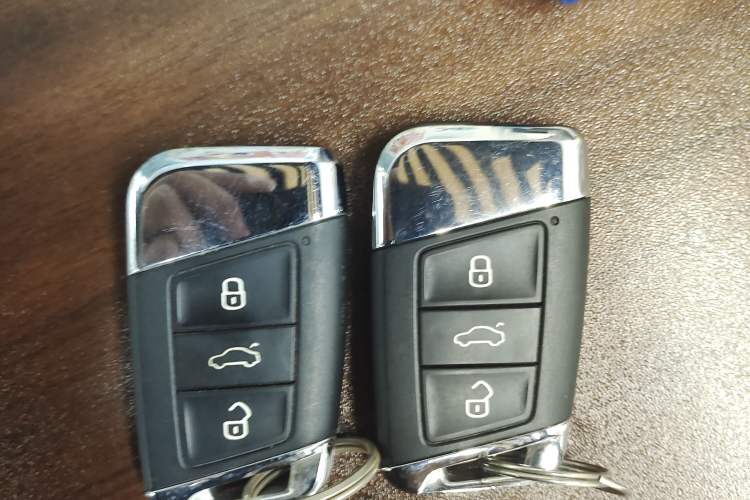 Used Volkswagen Magotan 2019 330TSI DSG Leading Model China VI Standard