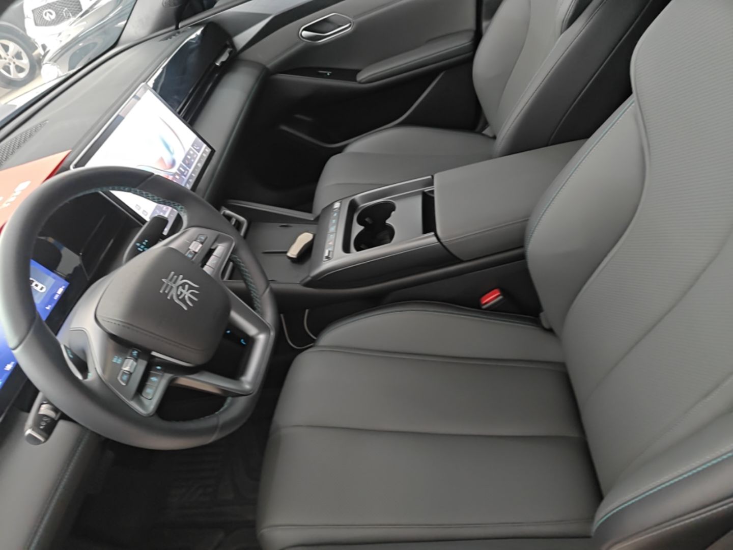 BYD Qin L 2025 EV 545KM Beyond Version — снимка 17