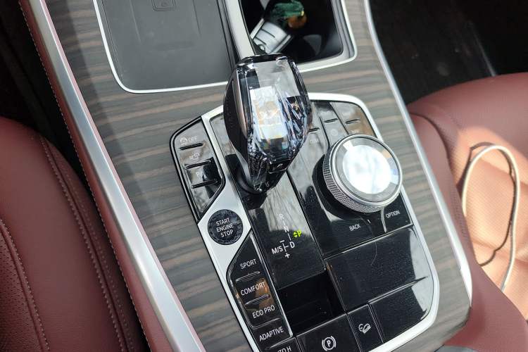 Used BMW X5 2022 Restyled xDrive 40Li M Sport Package Gear Lever