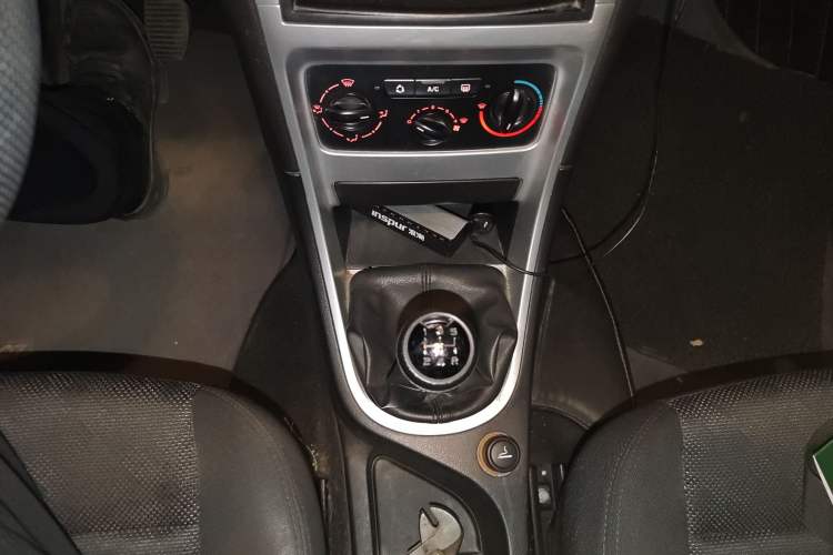 Used Peugeot 307 2010 Sedan 1.6L Manual Comfort Edition Gear Lever