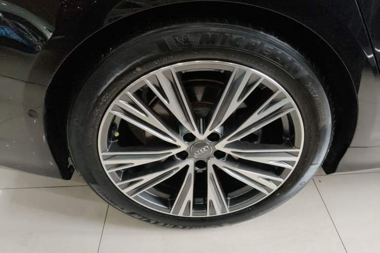 Used Audi A6L 2021 45 TFSI quattro Prestige Dynamic Edition Right Rear Wheel Hub