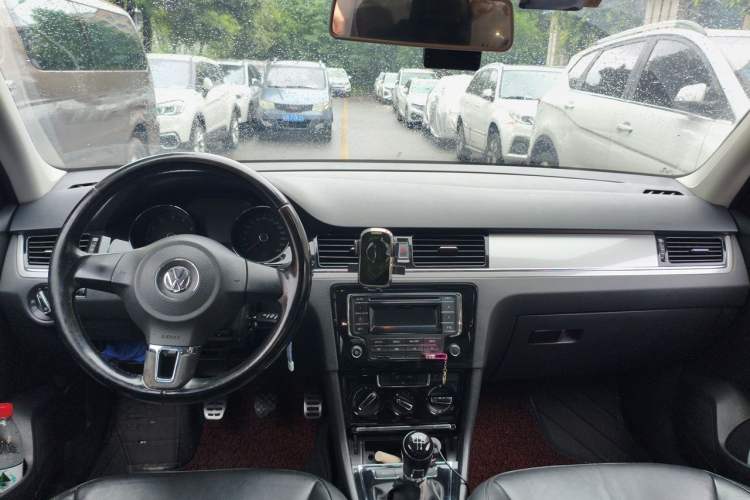 Used Volkswagen Bora 2014 1.6L Manual Comfort Model