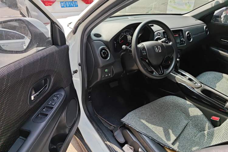 Used Honda XR-V 2017 1.8L EXi CVT Comfort Version Driver Seat