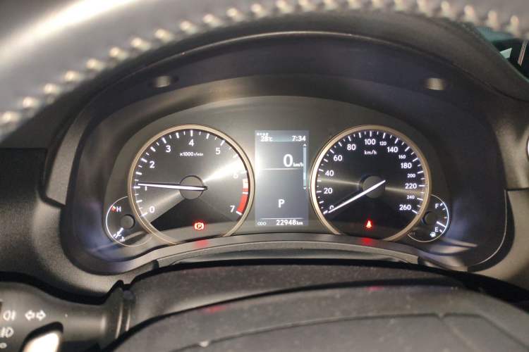 Used Lexus NX 2020 200 Front-Wheel Drive Vmotion Edition China VI Standard Instrument Cluster