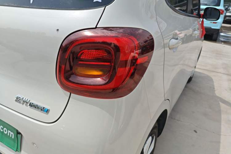 Used Wuling Hongguang MINIEV 2025 Four-Door Version Advanced Edition
