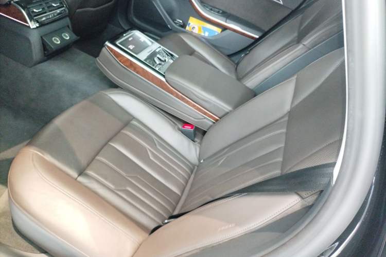 Used Audi A8 2019 Plus A8L 55 TFSI quattro Luxury Model