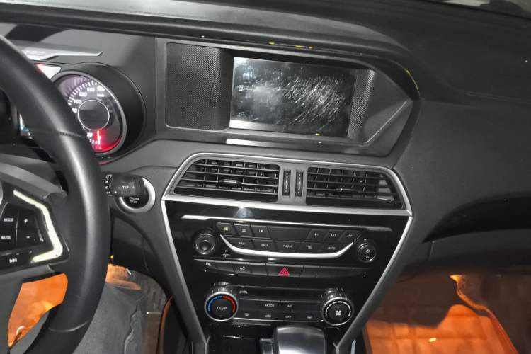 Used Leopaard CS10 2017 2.0T Automatic Luxury Model
