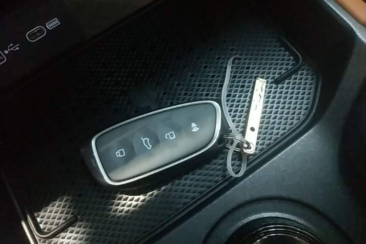 Used Haval Raptor 2025 2.0T 4WD Ultra Interior 1