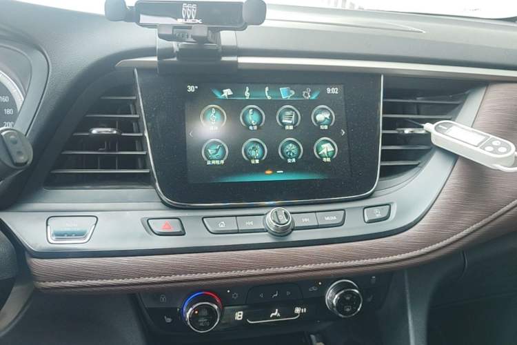 Used Buick GL6 2018 18T 6-Seater Luxury Model