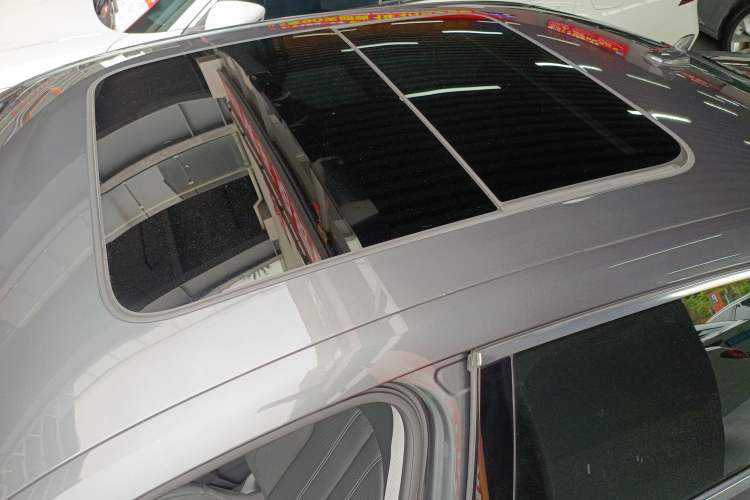 Used Audi A4L 2024 40 TFSI Fashion Dynamic Model Roof