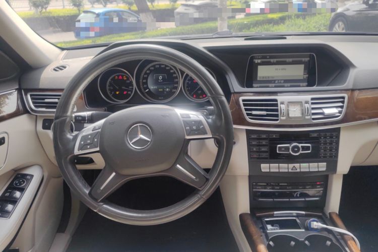Used Mercedes-Benz E-Class 2015 E 200 L Steering Wheel