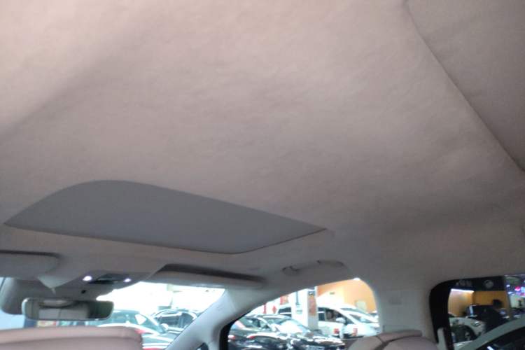 Used Denza D9 2022 DM-i 970 Four-Wheel Drive Flagship Model Headliner